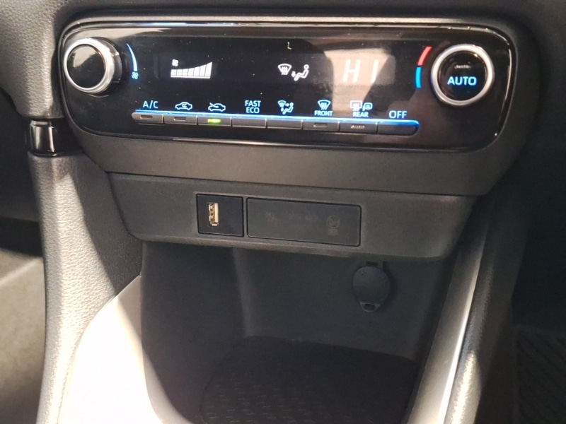 Used Toyota Yaris 2022 for sale - 76699876: Photo 19