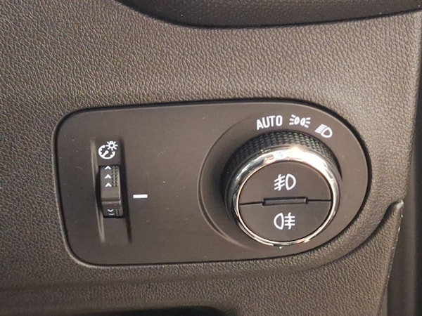 Used Vauxhall Crossland 2022 for sale - 76321417: Photo 17