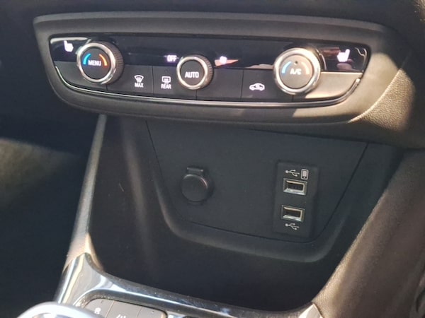 Used Vauxhall Crossland 2022 for sale - 76321417: Photo 19