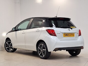 Used Toyota Yaris 2015 for sale - 78369437: Photo