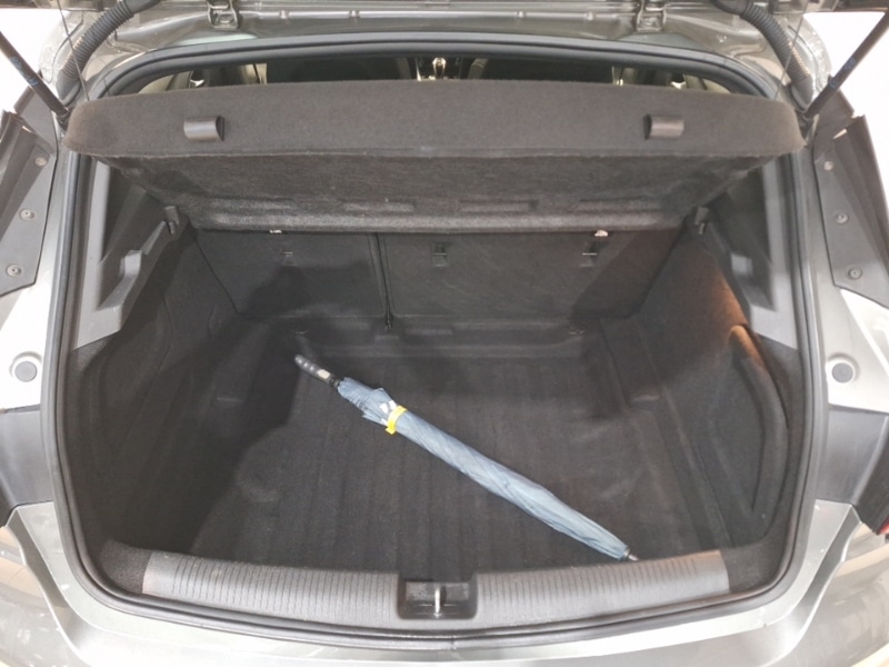 Used Vauxhall Astra 2018 for sale - 76478668: Photo 8