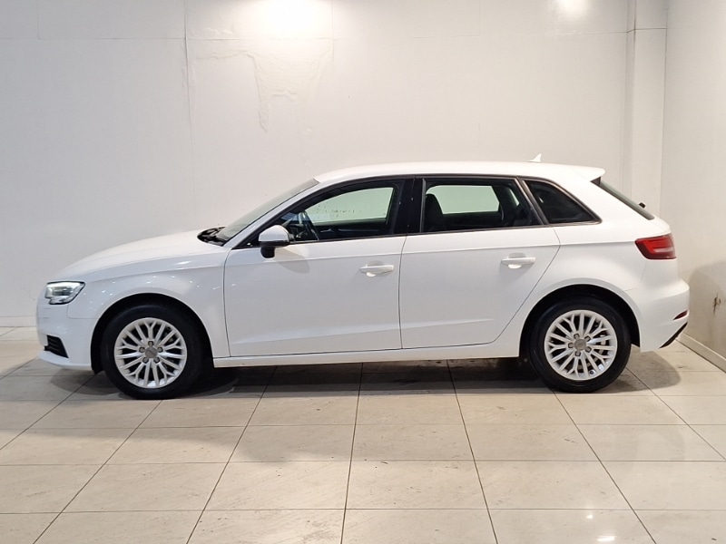 Used Audi A3 2017 for sale - 76619254: Photo 4