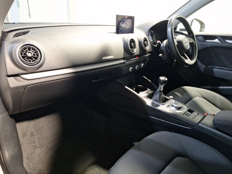 Used Audi A3 2017 for sale - 76619254: Photo 5