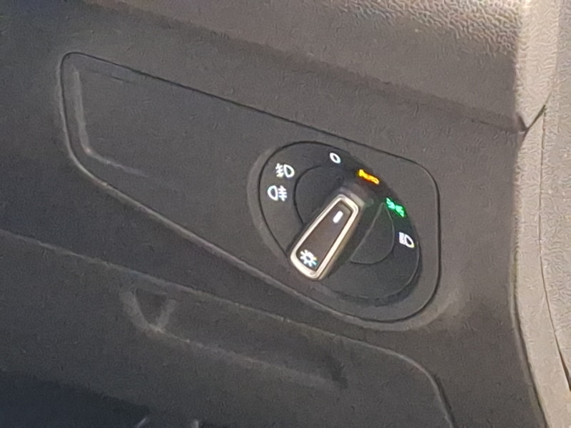 Used Volkswagen Tiguan 2018 for sale - 76629433: Photo 15