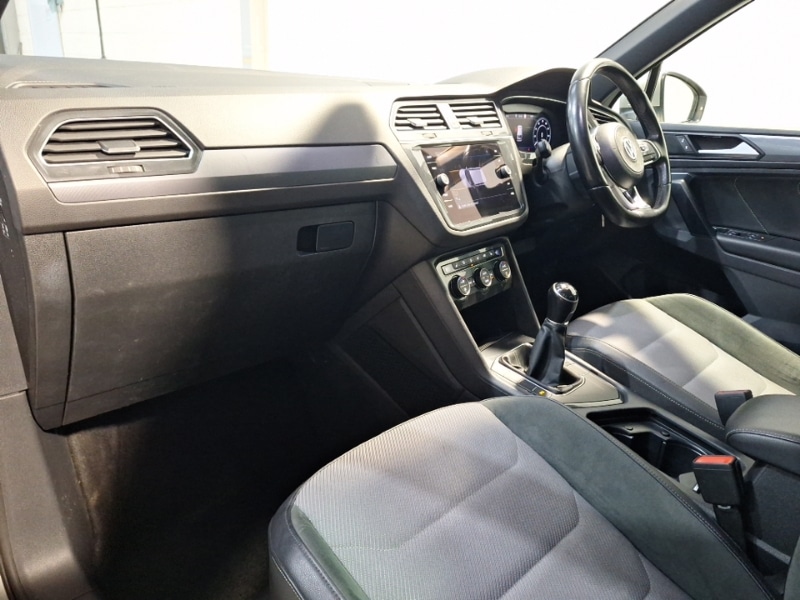Used Volkswagen Tiguan 2018 for sale - 76629433: Photo 5