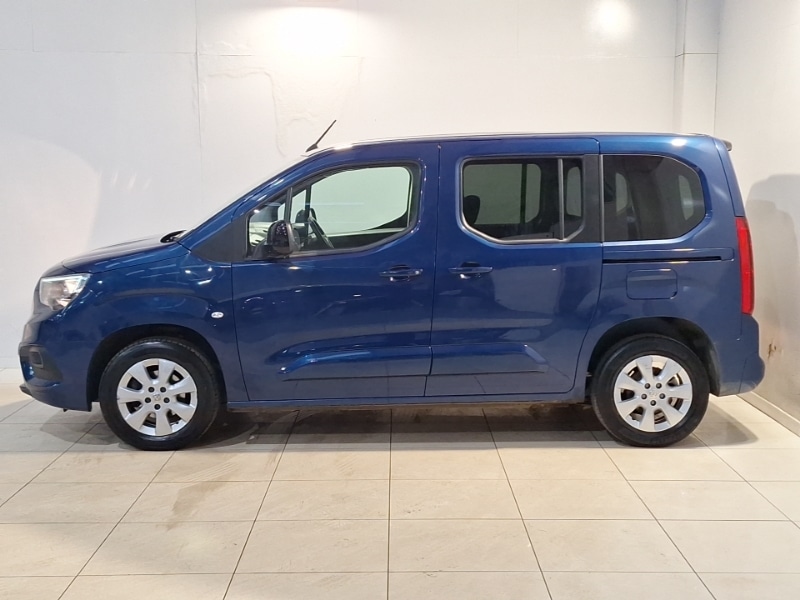 Used Vauxhall Combo Life 2023 for sale - 76947445: Photo 4