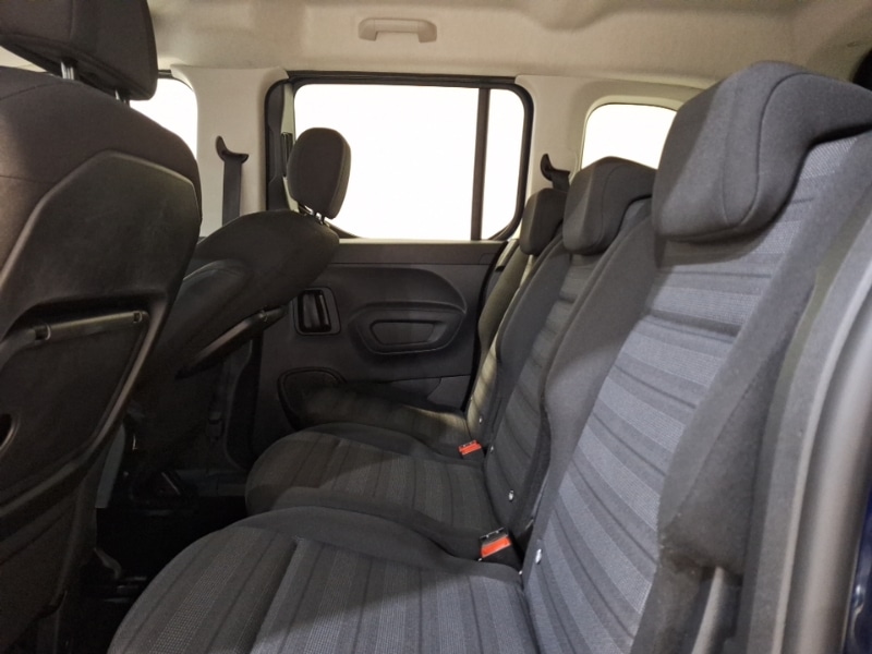 Used Vauxhall Combo Life 2023 for sale - 76947445: Photo 6