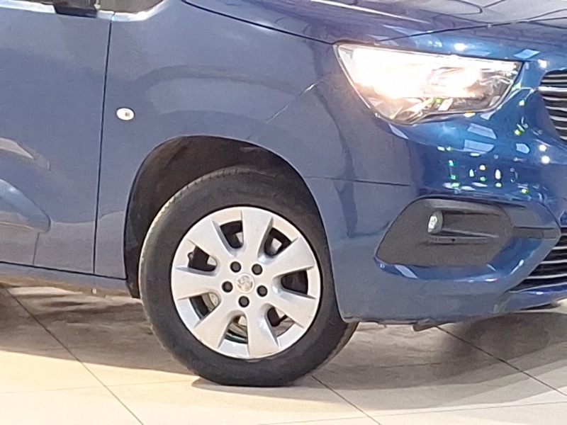 Used Vauxhall Combo Life 2023 for sale - 76947445: Photo 9