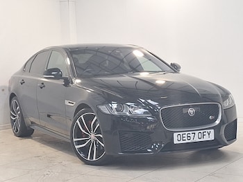 Used Jaguar XF 2017 for sale - 79529366: Photo