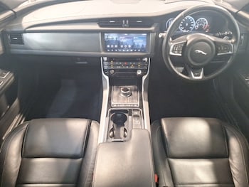 Used Jaguar XF 2017 for sale - 79529366: Photo