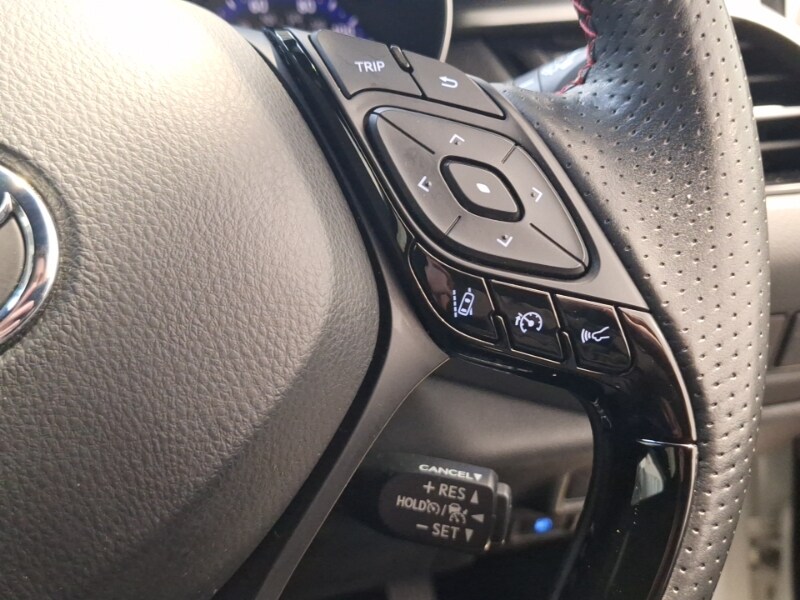 Used Toyota C-HR 2022 for sale - 77495384: Photo 17