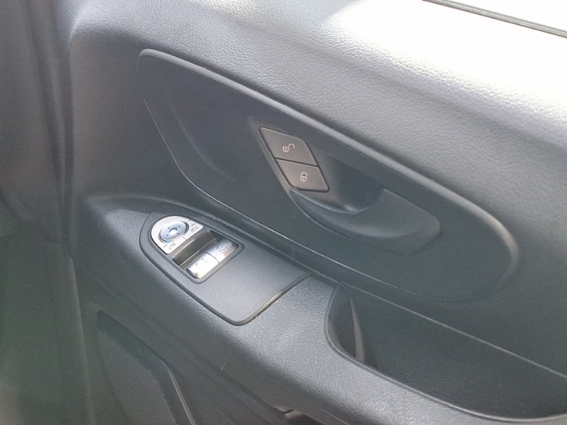Used Mercedes-Benz Vito 2021 for sale - 77907453: Photo 14