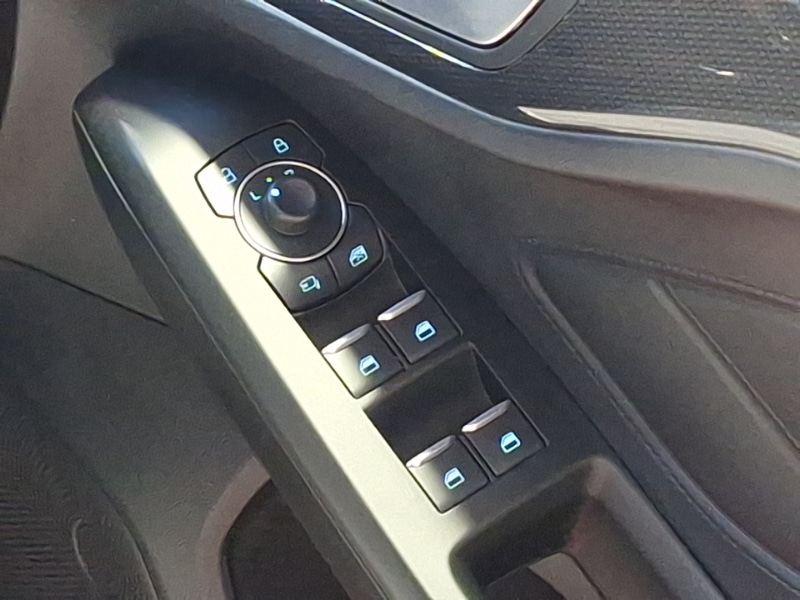 Used Ford Focus 2023 for sale - 76951636: Photo 14