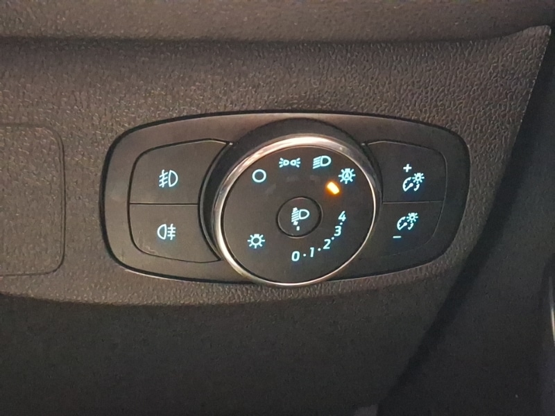 Used Ford Focus 2023 for sale - 76951636: Photo 19