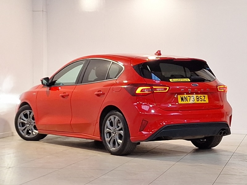 Used Ford Focus 2023 for sale - 76951636: Photo 3