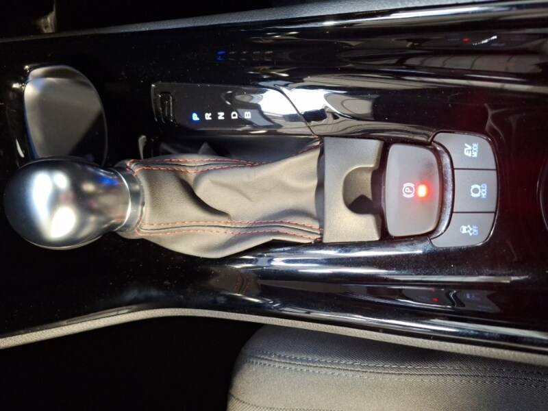 Used Toyota C-HR 2023 for sale - 77818383: Photo 17