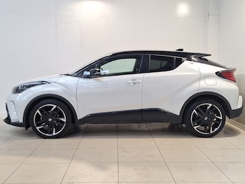 Used Toyota C-HR 2023 for sale - 77818383: Photo