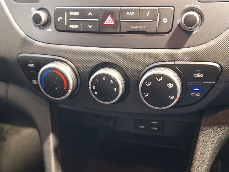 Used Hyundai i10 2019 for sale - 76915666: Photo 16