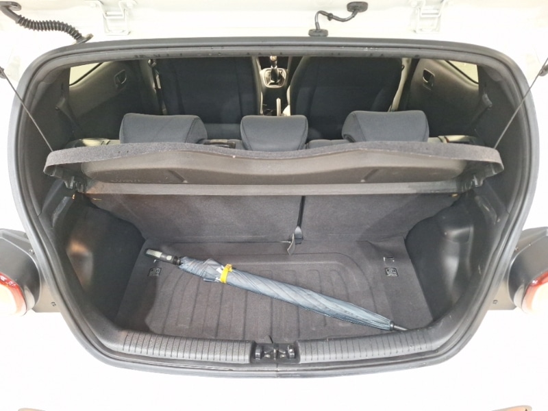 Used Hyundai i10 2019 for sale - 76915666: Photo 8