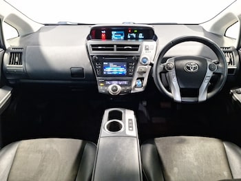 Used Toyota Prius+ 2019 for sale - 78611627: Photo