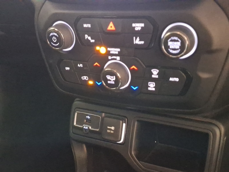 Used Jeep Renegade 2022 for sale - 76465137: Photo 19