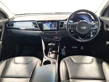 Used Kia Niro 2018 for sale - 76543412: Photo
