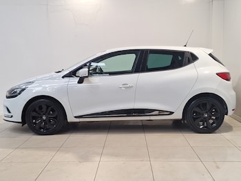 Used Renault Clio 2019 for sale - 76213486: Photo 4