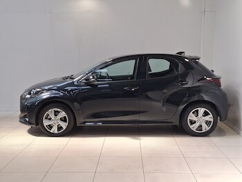Used Toyota Yaris 2024 for sale - 78700481: Photo