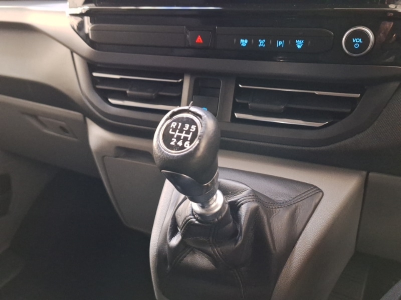 Used Ford Tourneo Custom 2024 for sale - 78065906: Photo 11