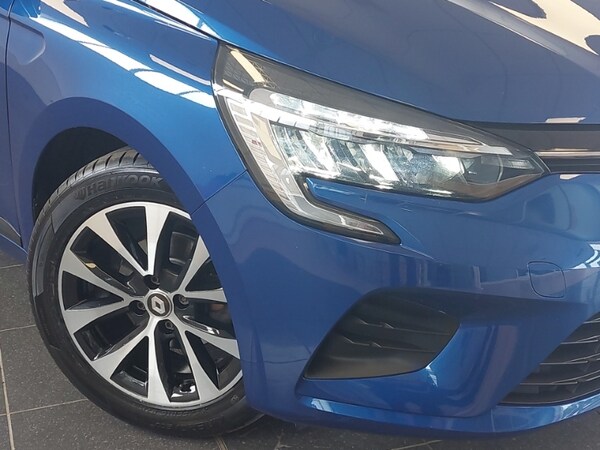 Used Renault Clio 2023 for sale - 75470775: Photo 9