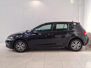 Used Volkswagen Golf 2018 for sale - 78312547: Photo