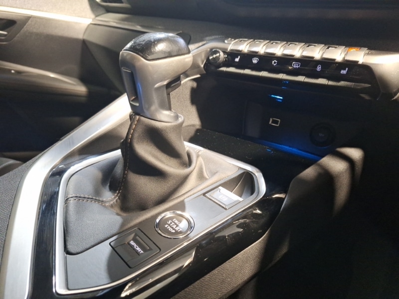 Used Peugeot 3008 2019 for sale - 76483848: Photo 11