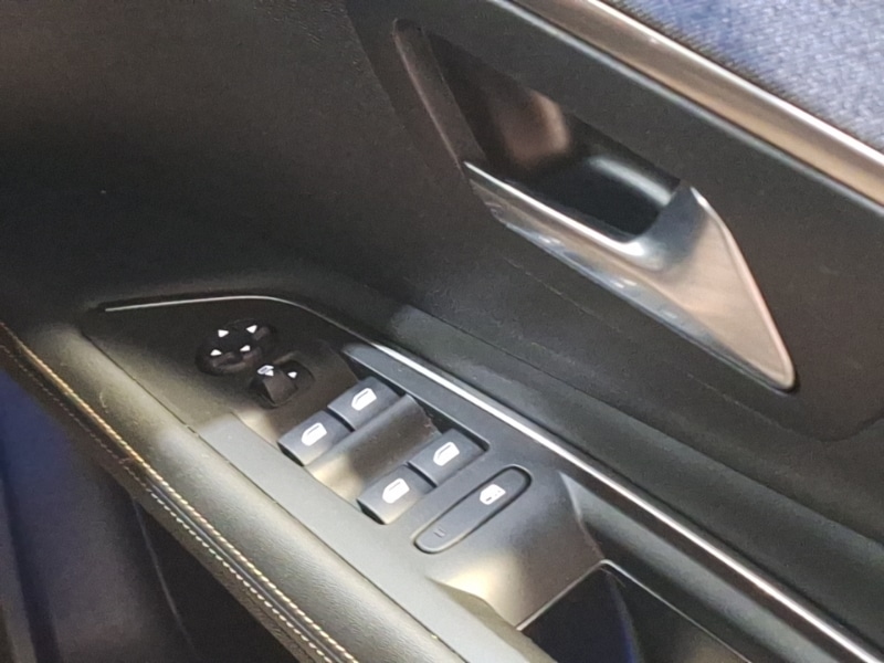 Used Peugeot 3008 2019 for sale - 76483848: Photo 15