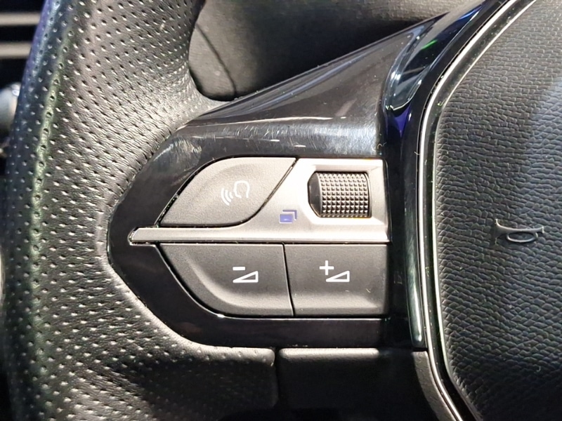 Used Peugeot 3008 2019 for sale - 76483848: Photo 17