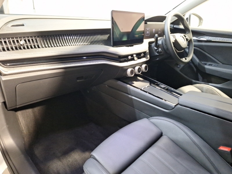 Used Skoda Superb 2024 for sale - 77028572: Photo 5