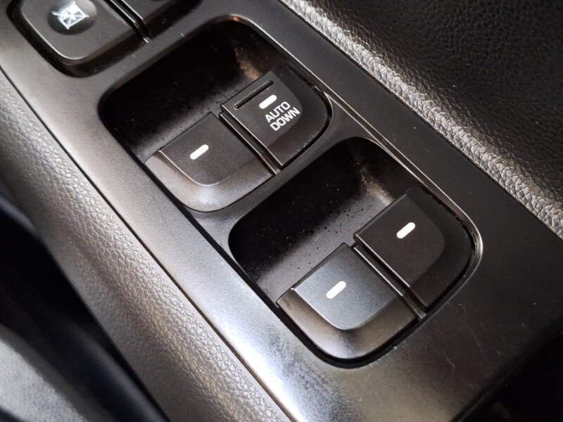 Used Hyundai i10 2018 for sale - 77832314: Photo 14