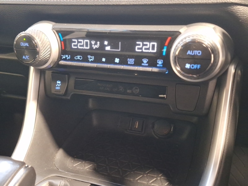 Used Toyota RAV4 2020 for sale - 77278309: Photo 18