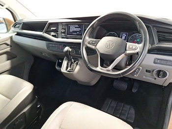 Used Volkswagen Transporter Shuttle 2022 for sale - 78791022: Photo