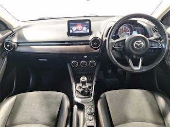 Used Mazda Mazda2 2018 for sale - 77433467: Photo