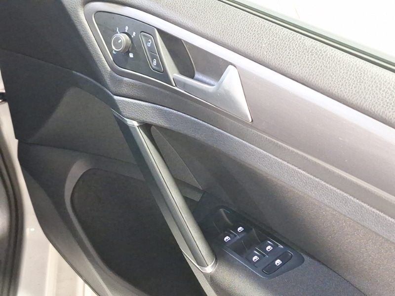 Used Volkswagen Golf 2019 for sale - 77380112: Photo 14