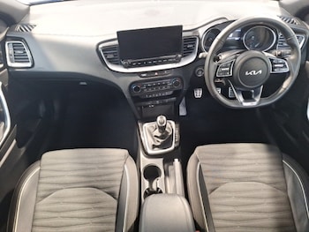 Used Kia Ceed 2022 for sale - 76188071: Photo 2