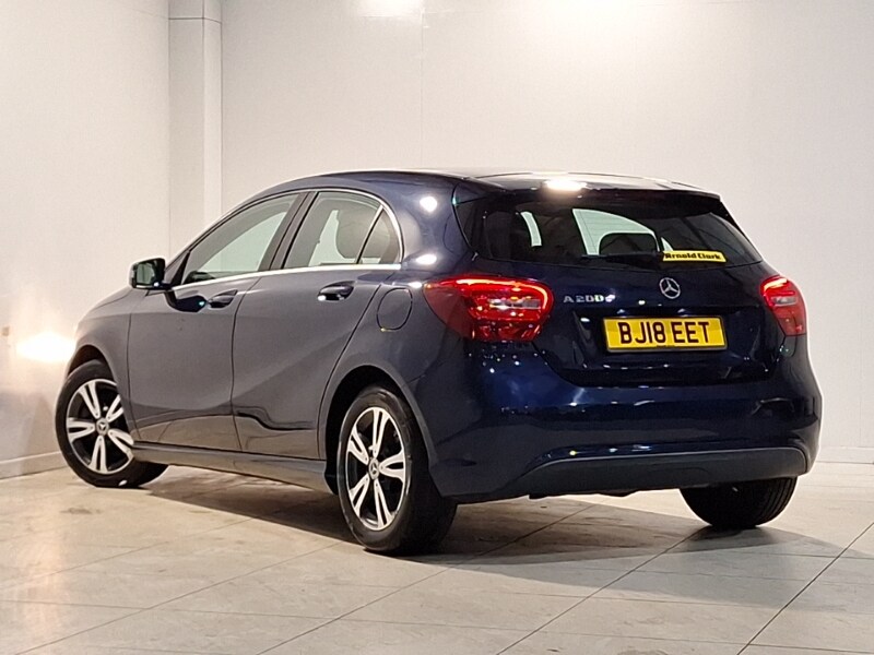 Used Mercedes-Benz A-Class 2018 for sale - 76629434: Photo 3