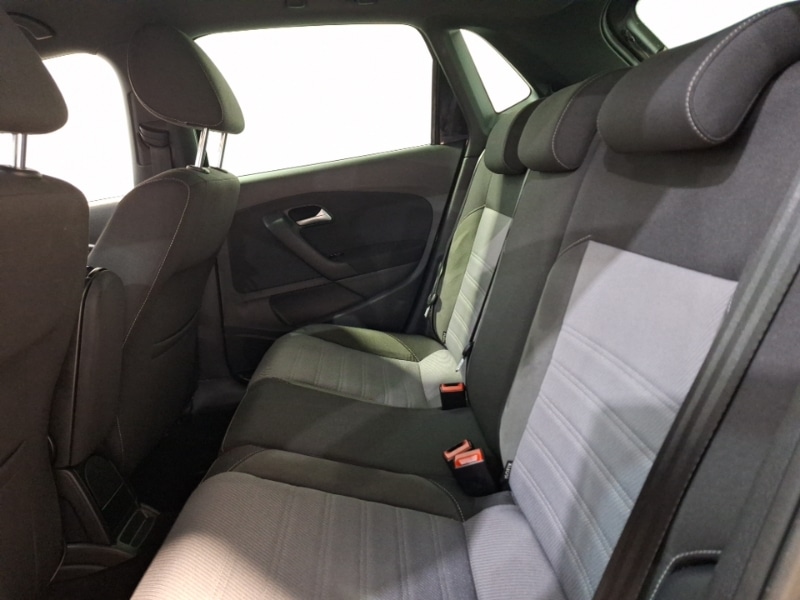 Used Volkswagen Polo 2017 for sale - 77491432: Photo 6