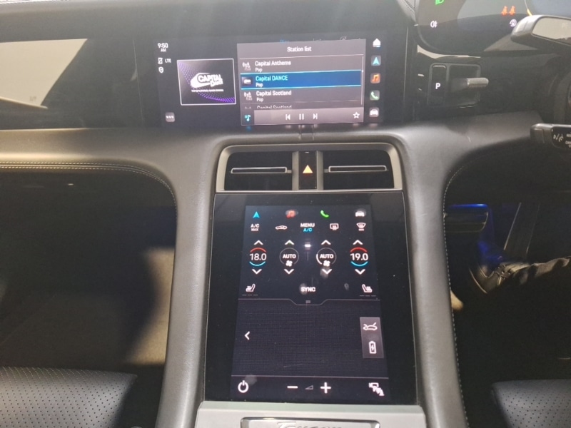 Used Porsche Taycan 2020 for sale - 77736535: Photo 16