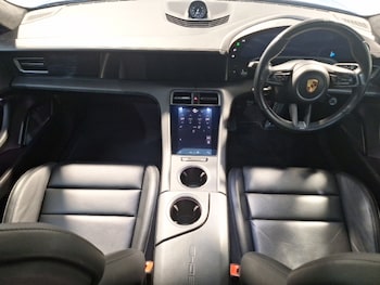 Used Porsche Taycan 2020 for sale - 77736535: Photo