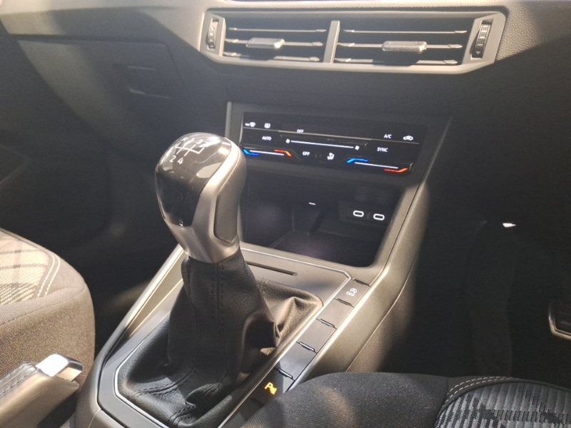 Used Volkswagen Polo 2023 for sale - 77228671: Photo 11