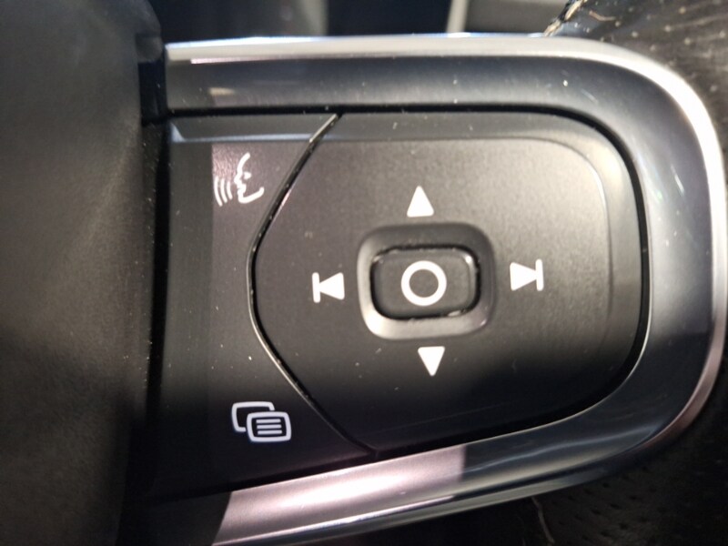 Used Volvo XC40 2020 for sale - 77197335: Photo 15