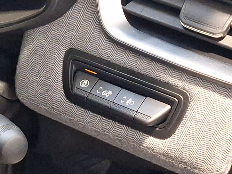 Used Renault Clio 2025 for sale - 77568789: Photo 15