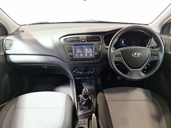 Used Hyundai i20 2018 for sale - 78861024: Photo