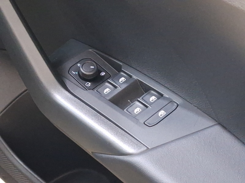 Used Volkswagen T-Cross 2023 for sale - 78085349: Photo 14